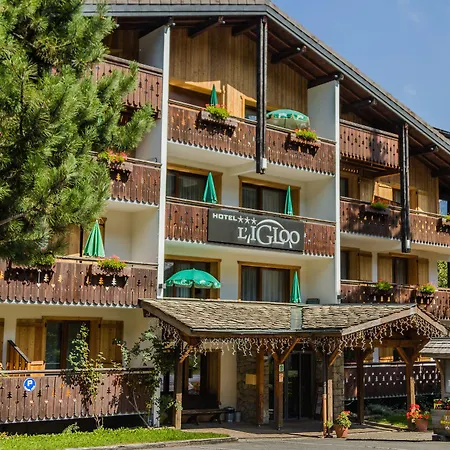 Igloo Hotel
