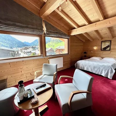 Igloo Hotel 3*