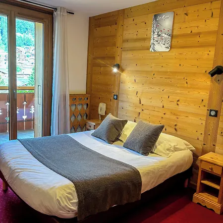 Hotel Igloo 3*